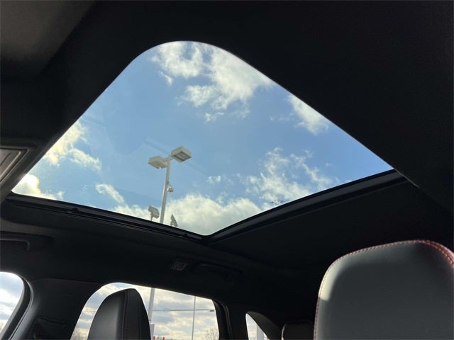 2025 Ford Escape Hybrid ST-Line