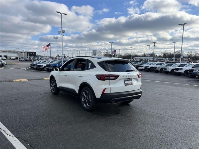 2025 Ford Escape Hybrid ST-Line