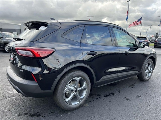 2025 Ford Escape Hybrid ST-Line