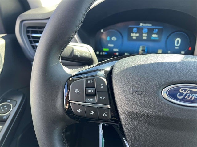 2026 Ford Escape Hybrid Platinum