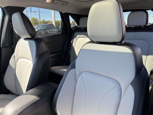 2026 Ford Escape Hybrid Platinum