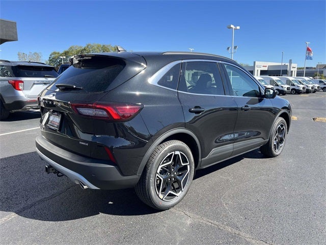 2026 Ford Escape Hybrid Platinum