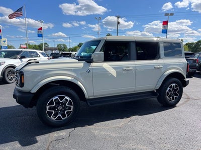 2025 Ford Bronco Outer Banks