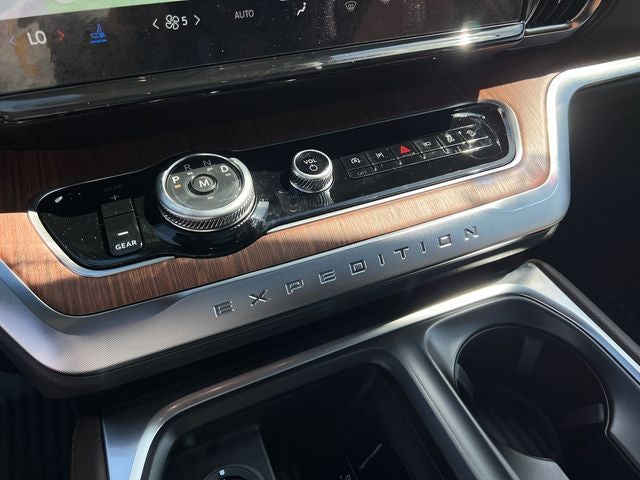 2027 Ford Expedition Max King Ranch