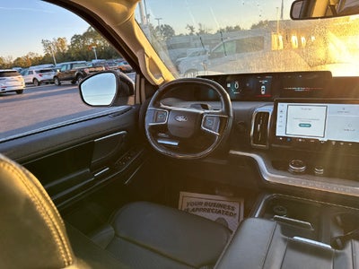 2025 Ford Expedition Platinum