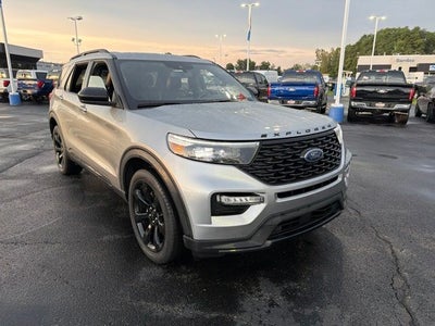 2024 Ford Explorer ST-Line