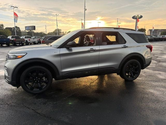 2024 Ford Explorer ST-Line