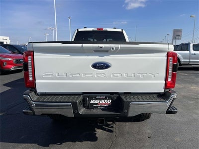2025 Ford F-350SD Lariat