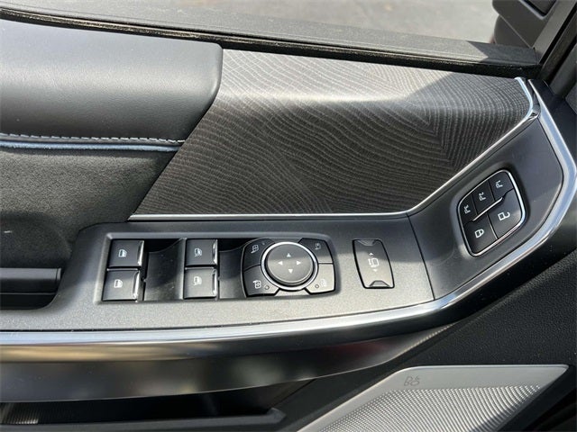 2025 Ford F-350SD Platinum