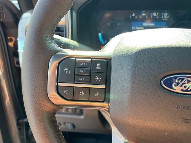 2027 Ford F-350SD King Ranch DRW