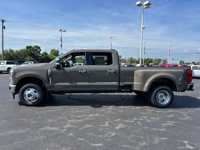 2027 Ford F-350SD King Ranch DRW