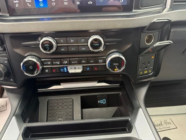2024 Ford F-450SD Platinum DRW
