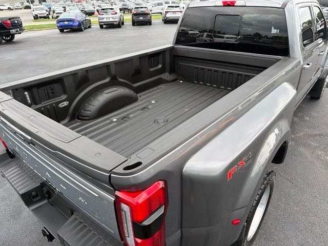 2024 Ford F-450SD Platinum DRW