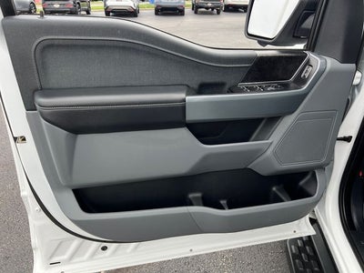 2023 Ford F-150 Lightning XLT