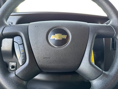 2025 Chevrolet Express 3500 LT Passenger