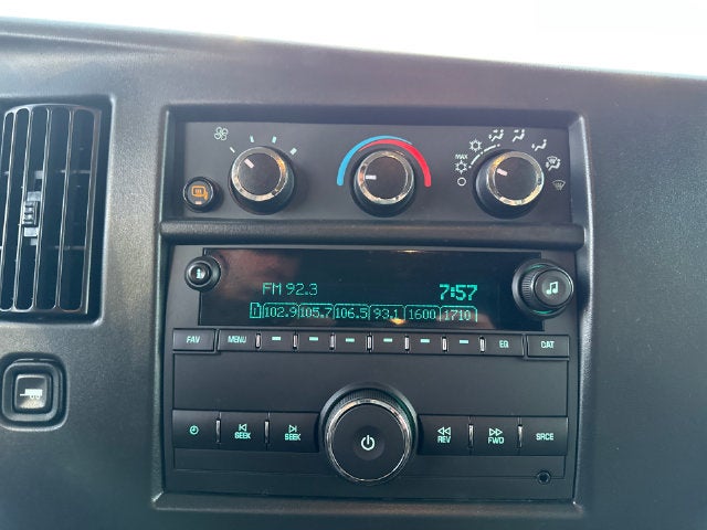 2025 Chevrolet Express 3500 LT Passenger