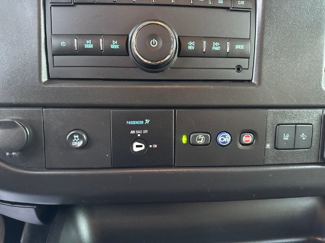 2025 Chevrolet Express 3500 LT Passenger