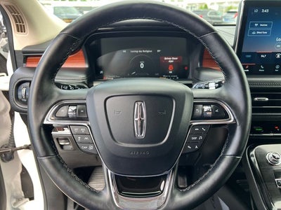 2022 Lincoln Nautilus Reserve