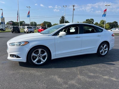2016 Ford Fusion SE