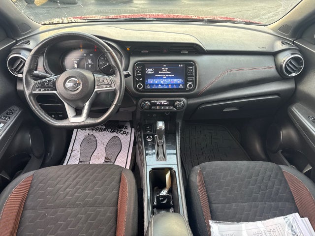 2021 Nissan Kicks SR