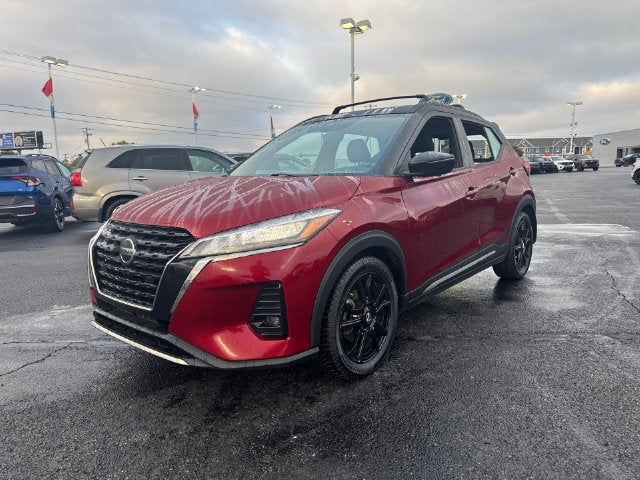 2021 Nissan Kicks SR