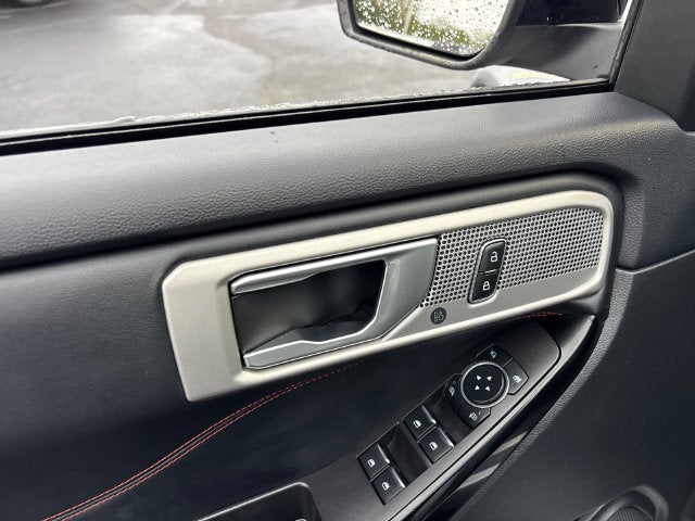 2024 Ford Explorer ST-Line