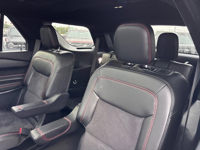 2024 Ford Explorer ST-Line