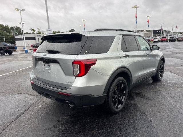 2024 Ford Explorer ST-Line