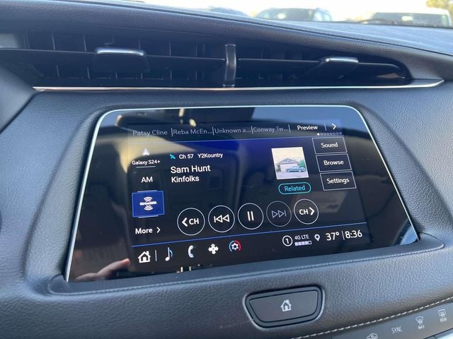 2023 Cadillac XT4 Premium Luxury