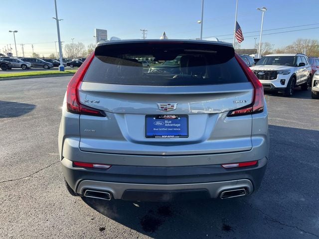 2023 Cadillac XT4 Premium Luxury