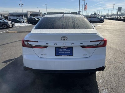 2025 Toyota Camry SE