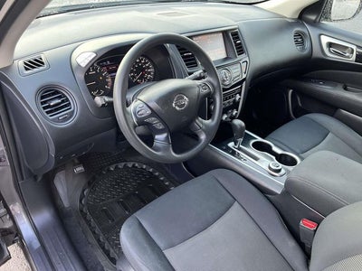 2017 Nissan Pathfinder S