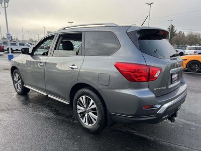 2017 Nissan Pathfinder S