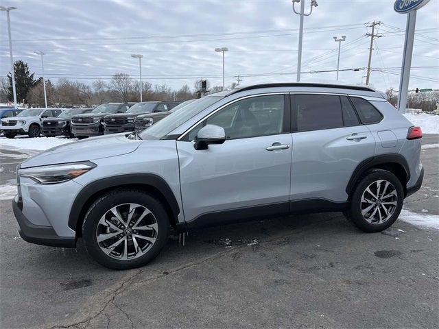 2023 Toyota Corolla Cross XLE